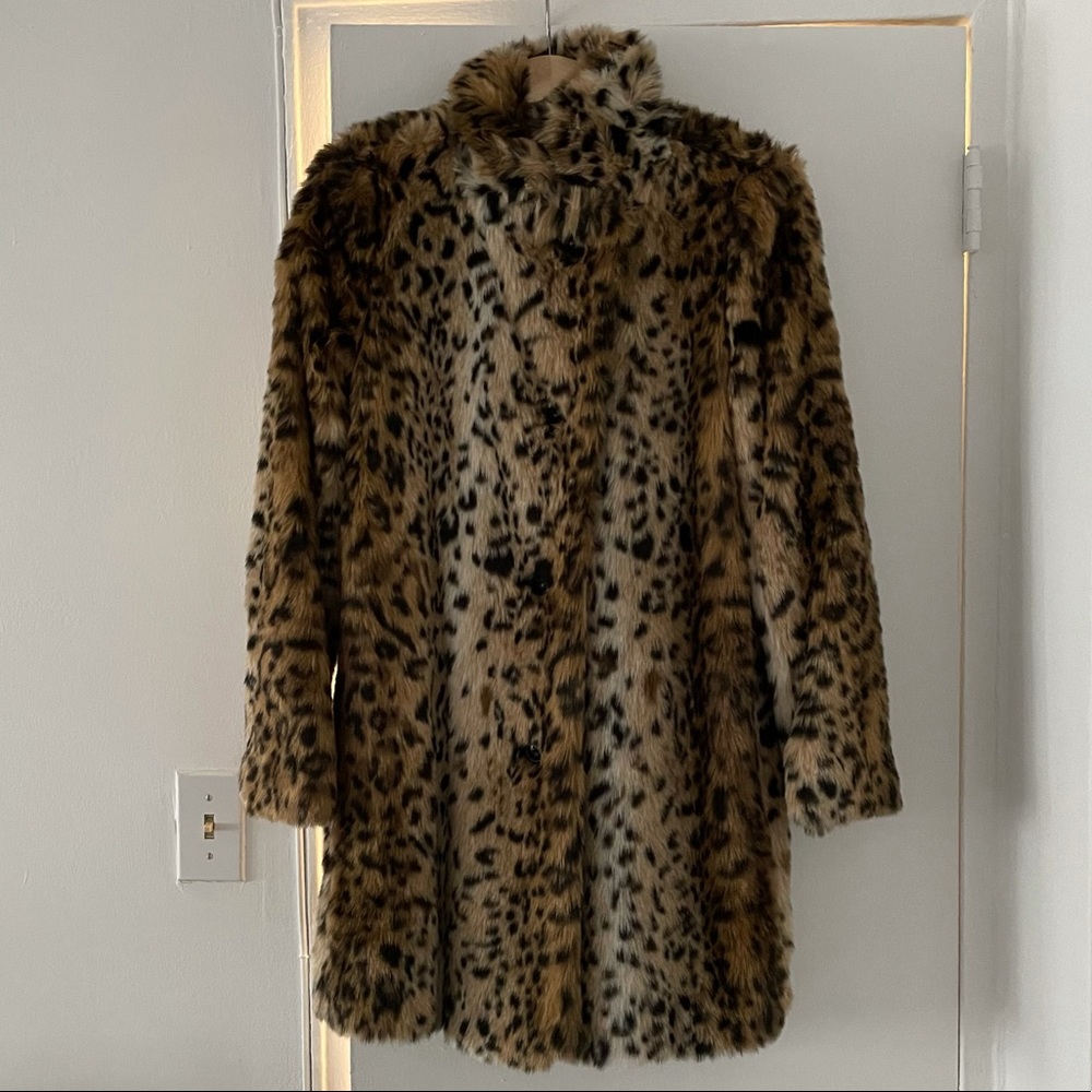 Aritzia faux fur leopard print coat